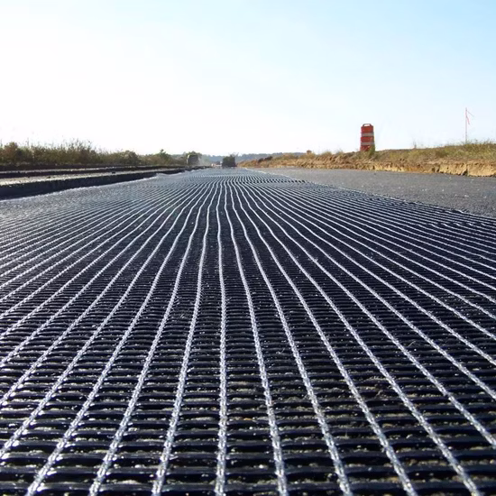 토양 강화 및 기초 안정화를 위해 PVC 코팅이 된 고강도 폴리에스테르 지오그리드